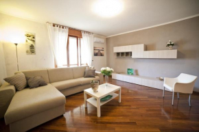 Отель Roman Holidays all'Eur  Рим